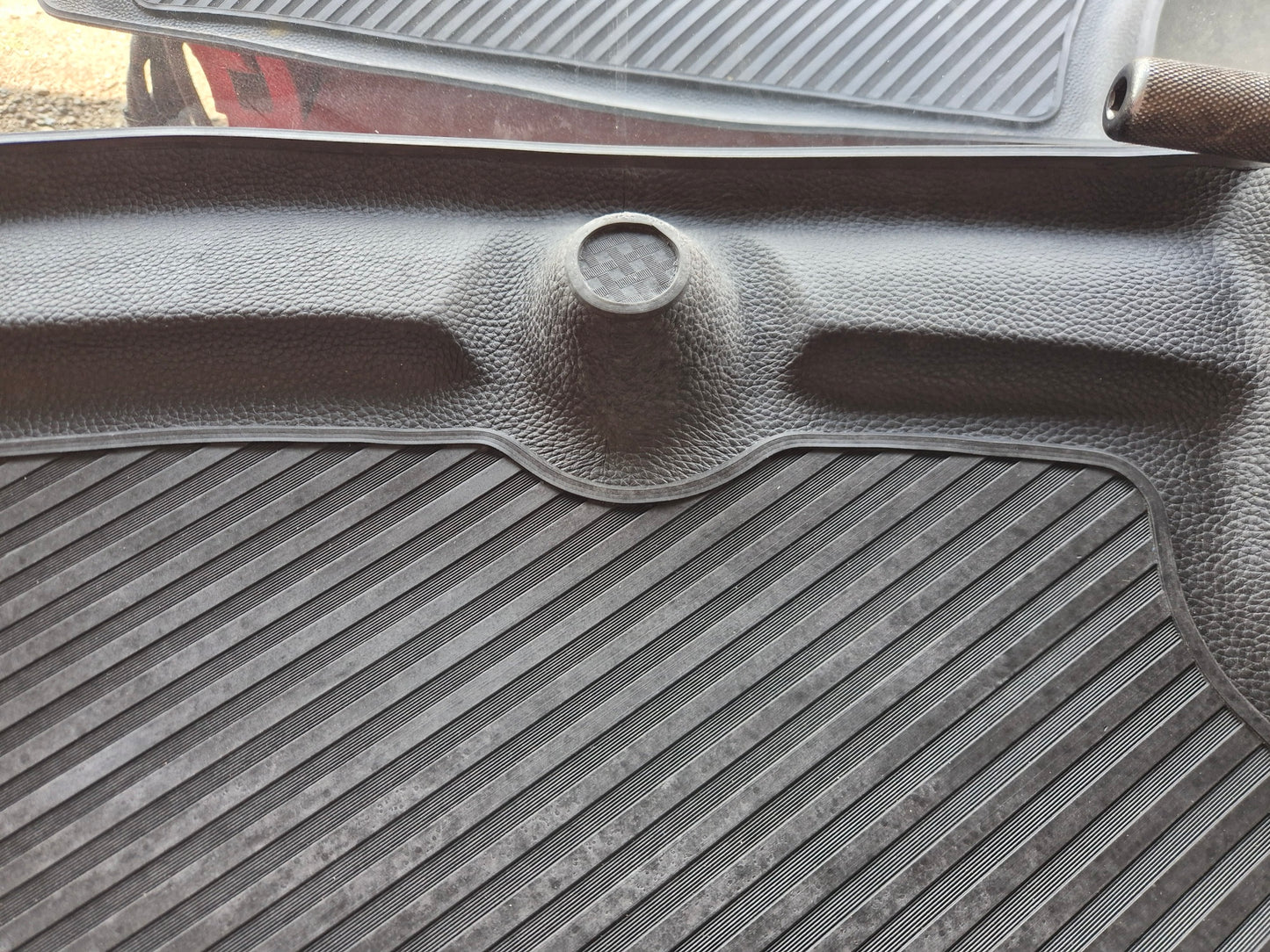 Case 8250 Fitted Rubber Mat