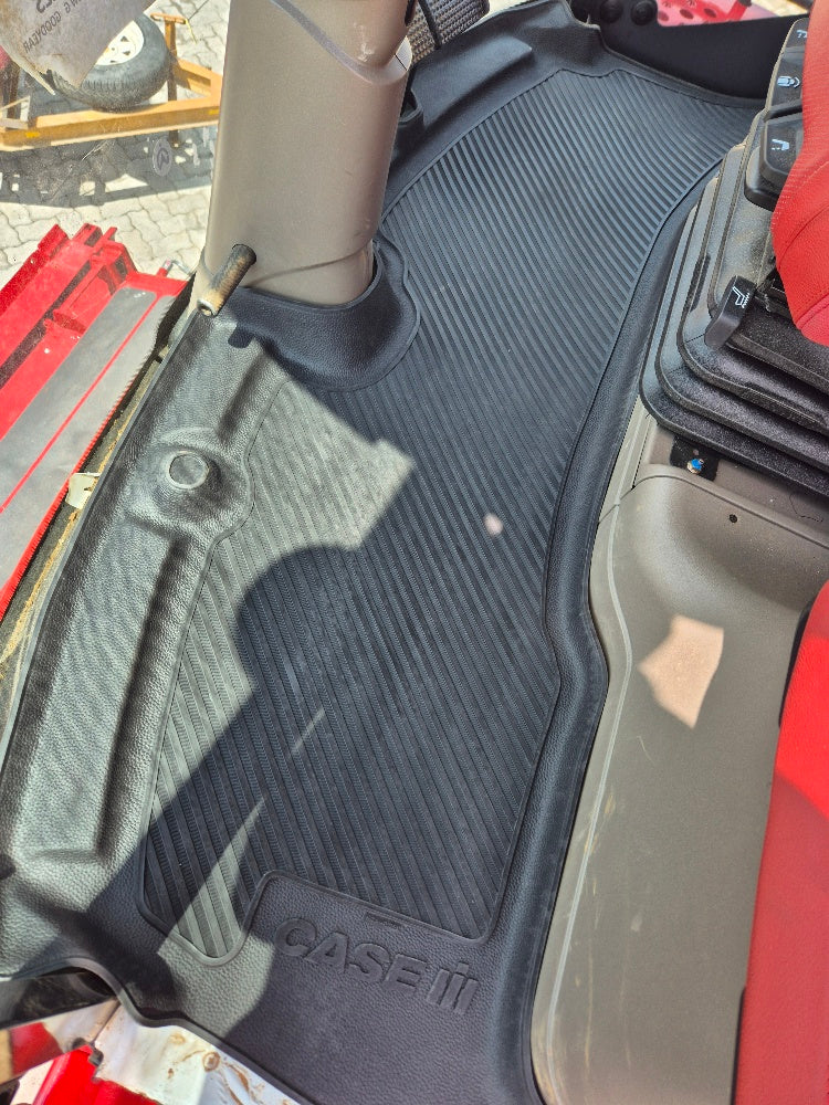 Case 7250 Fitted Rubber Mat