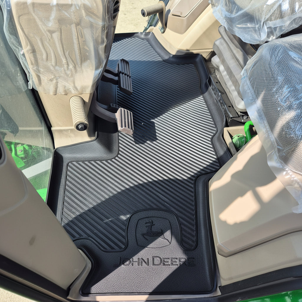 John Deere 8R Fitted Rubber Mat