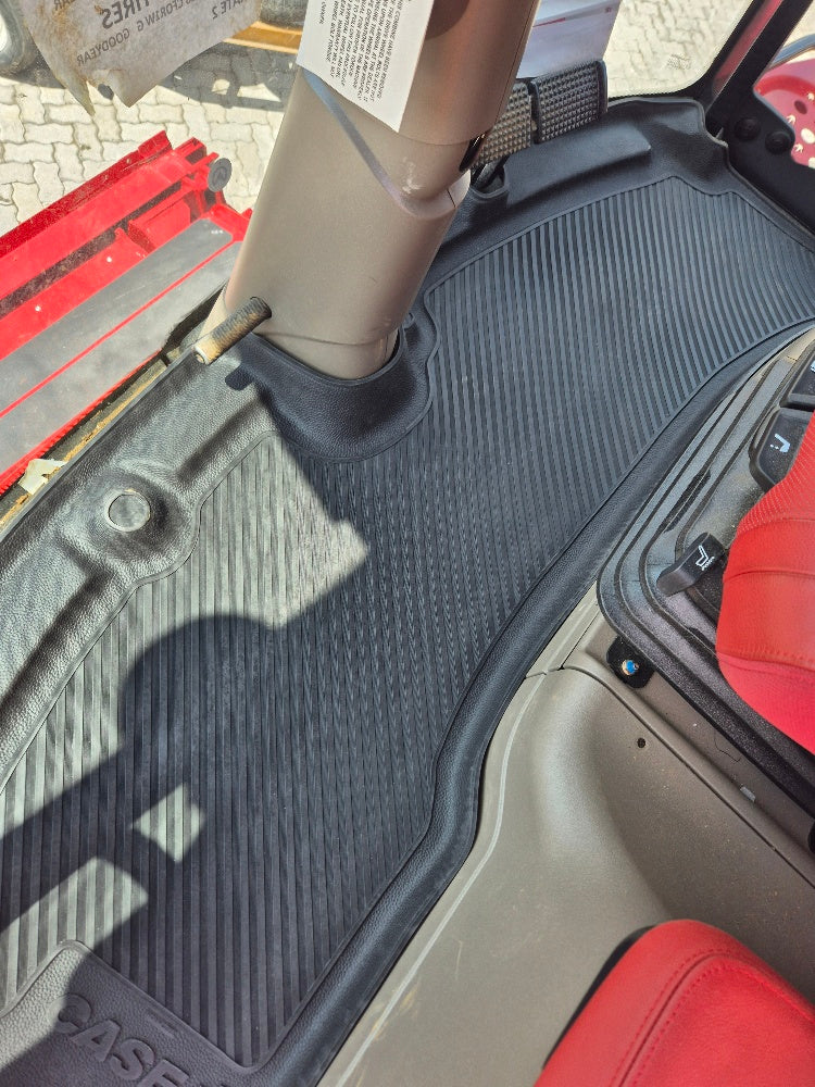 Case 7250 Fitted Rubber Mat