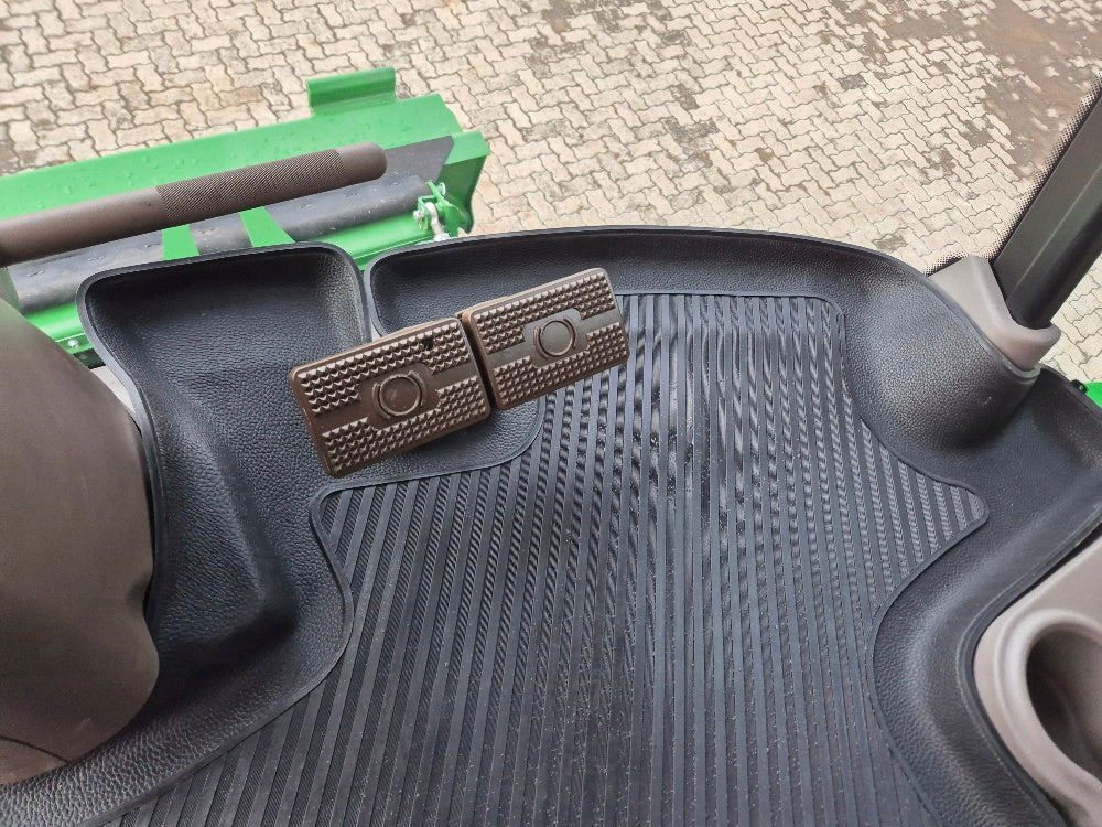 John Deere S600 Fitted Rubber Mat