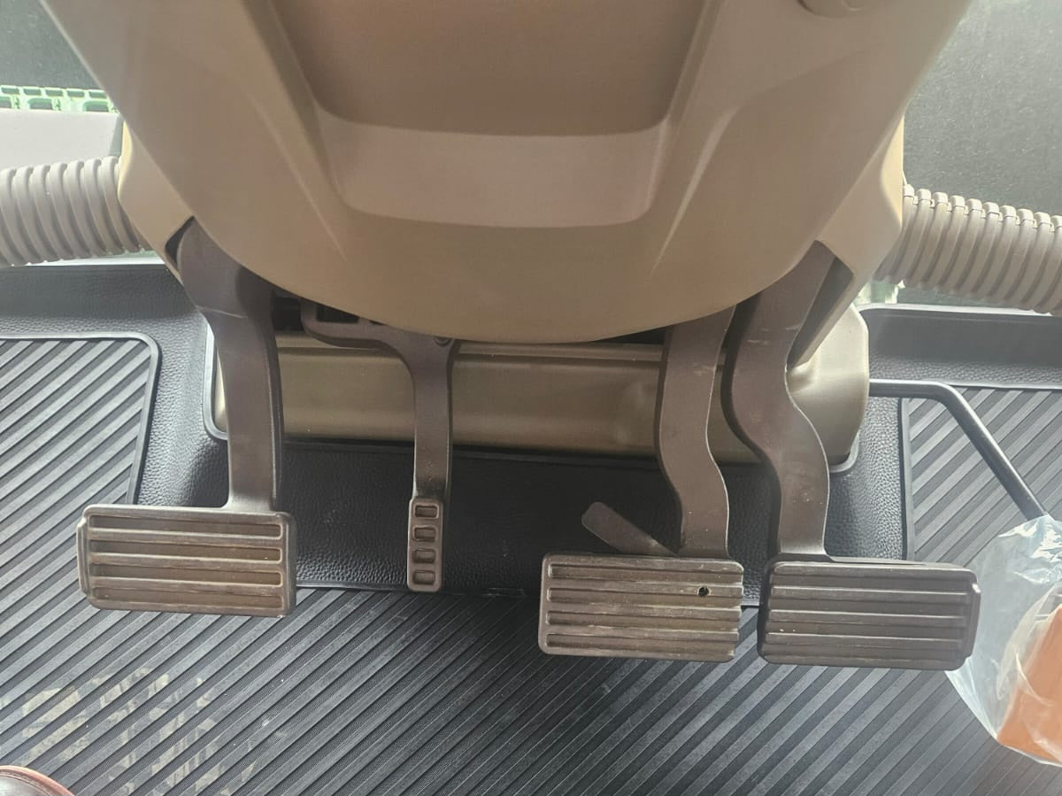 John Deere 8R Fitted Rubber Mat