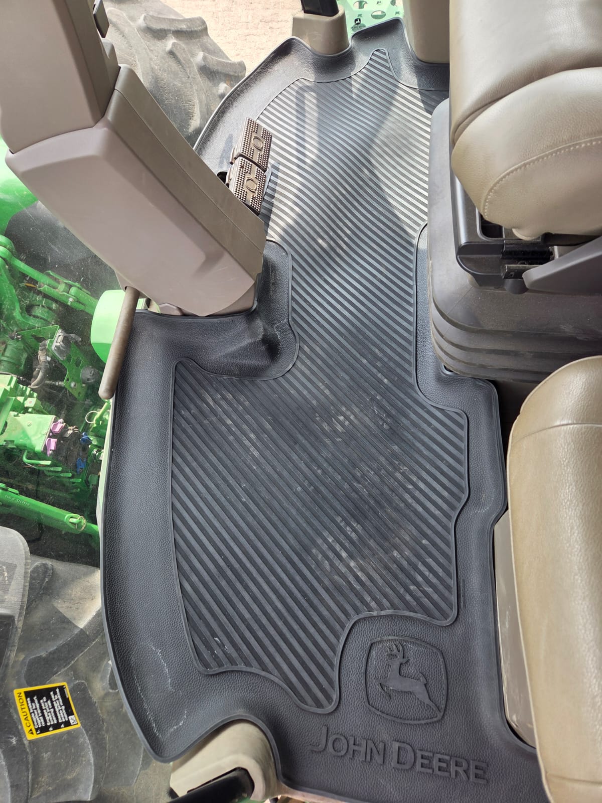 John Deere X9 Fitted Rubber Mat