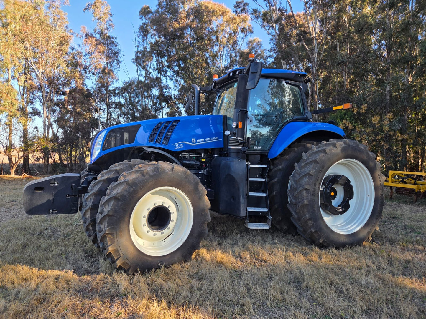 New Holland T8 Fitted Rubber Mat